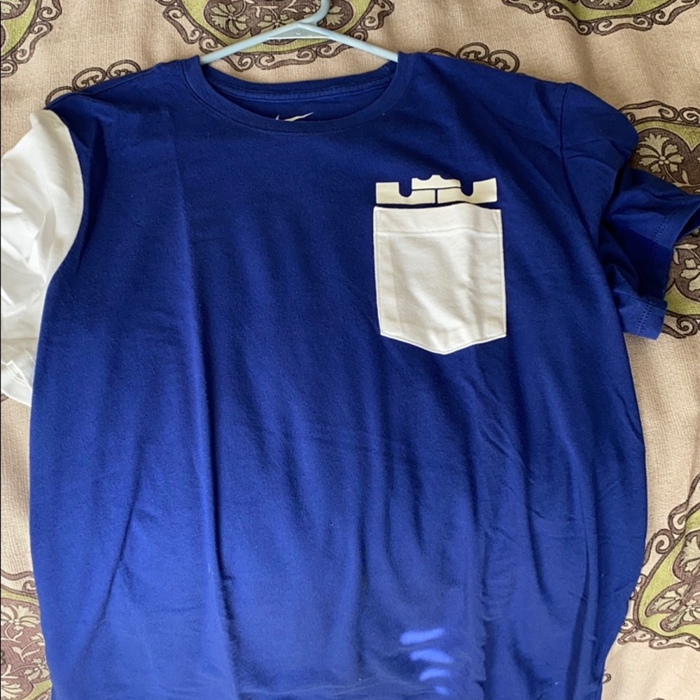 Nike Lebron shirt